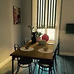 Διαμέρισμα Zebra Rosso *
