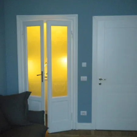 Zebra Rosso Apartment
